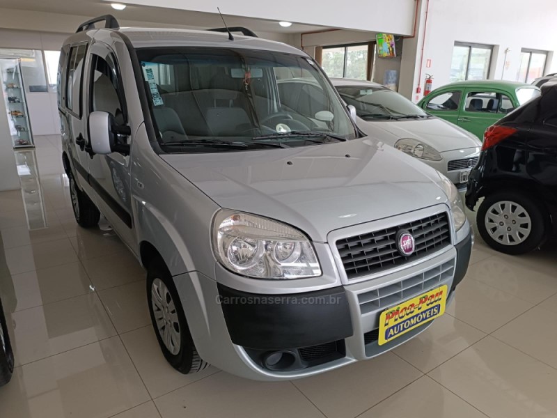 DOBLÓ 1.8 MPI ESSENCE 16V FLEX 7P MANUAL - 2014 - NOVA PETRóPOLIS