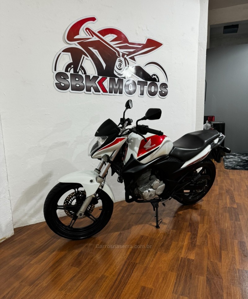 CB 300R  - 2012 - CAXIAS DO SUL