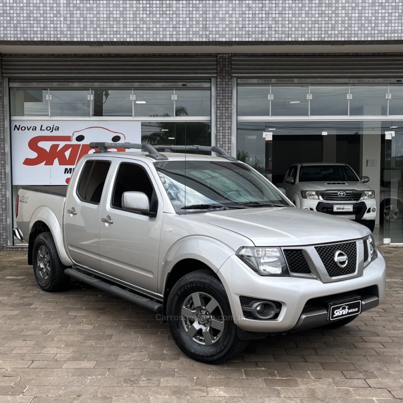 frontier 2.5 sv attack 4x4 cd turbo eletronic diesel 4p automatico 2016 vacaria