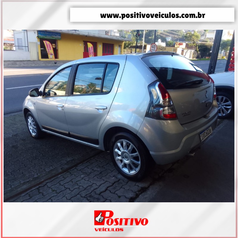 SANDERO 1.6 PRIVILÉGE 16V FLEX 4P AUTOMÁTICO - 2014 - CAXIAS DO SUL