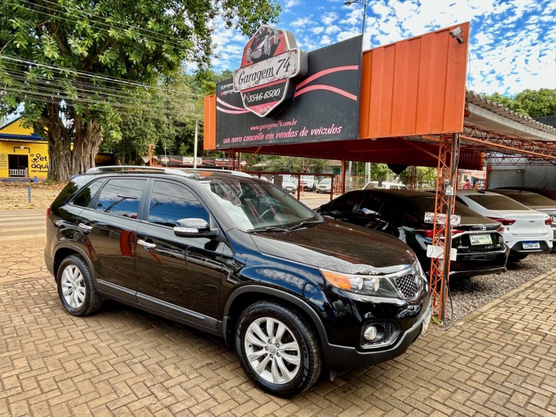 SORENTO 2.4 EX2 4X2 16V GASOLINA 4P AUTOMÁTICO - 2013 - TRêS COROAS