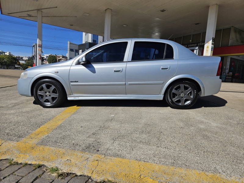 ASTRA 2.0 MPFI COMFORT SEDAN 8V FLEX 4P MANUAL - 2006 - CAXIAS DO SUL