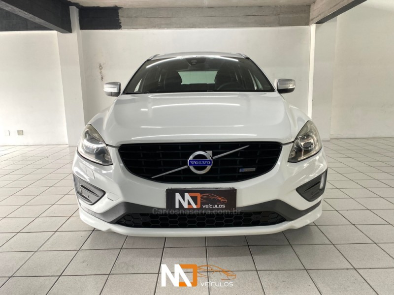 XC60 2.0 T5 R DESIGN TURBO GASOLINA 4P AUTOMÁTICO - 2014 - CAXIAS DO SUL