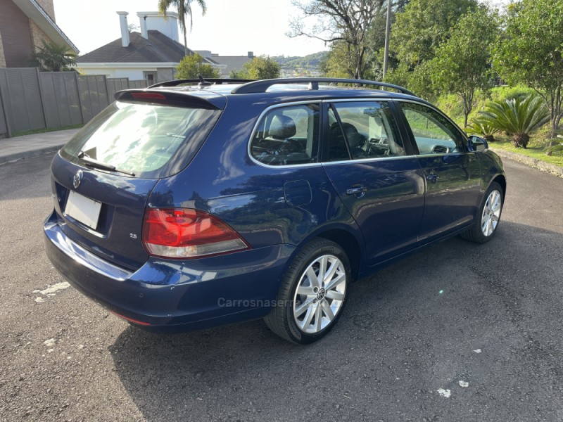 JETTA 2.5 I VARIANT 20V 170CV GASOLINA 4P TIPTRONIC - 2011 - GARIBALDI