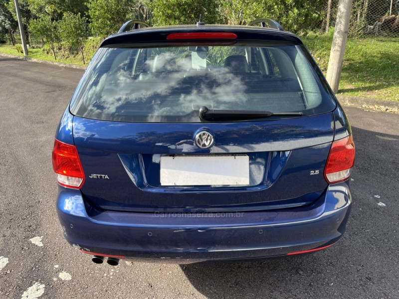 JETTA 2.5 I VARIANT 20V 170CV GASOLINA 4P TIPTRONIC - 2011 - GARIBALDI