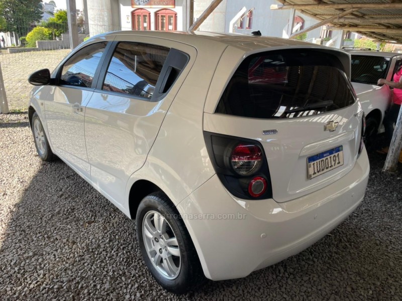 SONIC 1.6 LT 16V FLEX 4P MANUAL - 2013 - FARROUPILHA