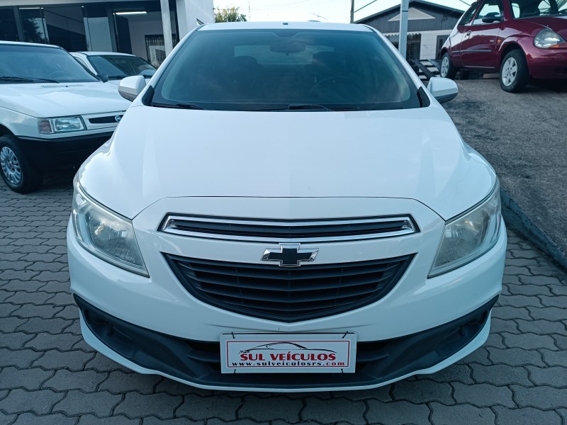 PRISMA 1.0 MPFI LT 8V FLEX 4P MANUAL - 2015 - CAXIAS DO SUL