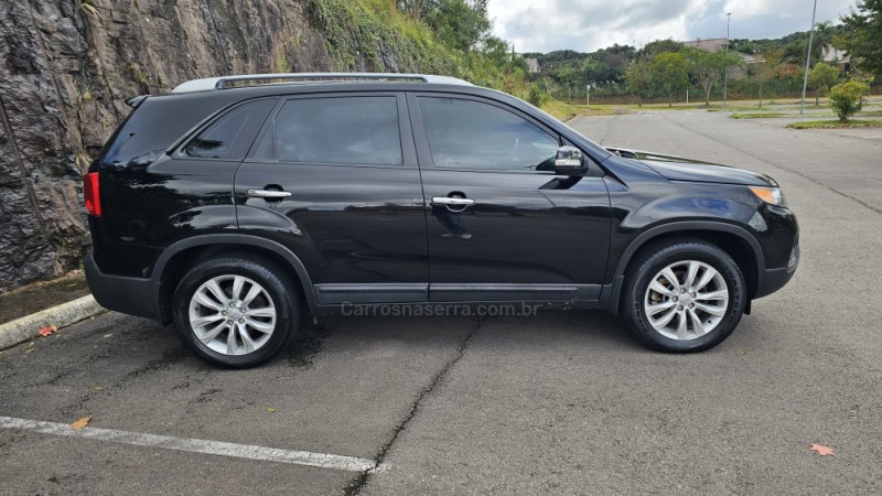 SORENTO 2.4 EX2 4X2 16V GASOLINA 4P AUTOMÁTICO - 2012 - BENTO GONçALVES