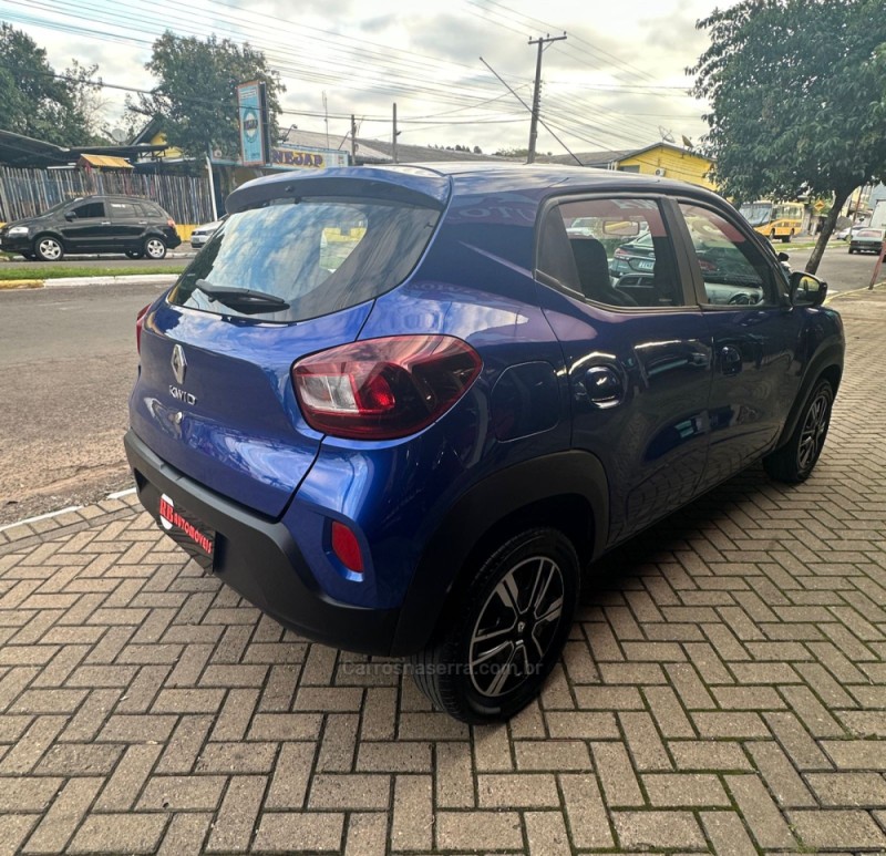 KWID 1.0 12V SCE FLEX INTENSE MANUAL - 2023 - PAROBé