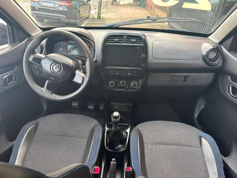 KWID 1.0 12V SCE FLEX INTENSE MANUAL - 2023 - PAROBé