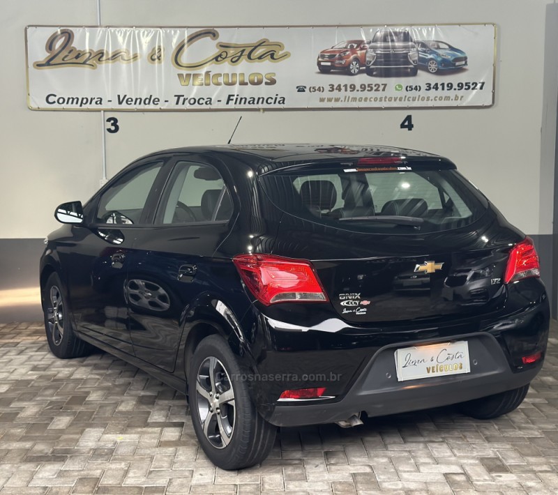 ONIX 1.4 MPFI LTZ 8V FLEX 4P MANUAL - 2019 - CAXIAS DO SUL