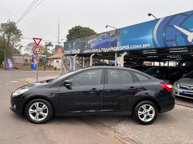 FOCUS 2.0 S SEDAN 16V FLEX 4P AUTOMÁTICO - 2014 - VENâNCIO AIRES