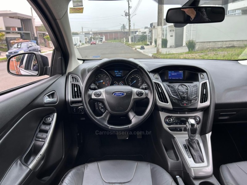 FOCUS 2.0 S SEDAN 16V FLEX 4P AUTOMÁTICO - 2014 - VENâNCIO AIRES