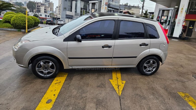 FIESTA 1.0 MPI PERSONNALITÉ 8V FLEX 4P MANUAL - 2009 - CAXIAS DO SUL