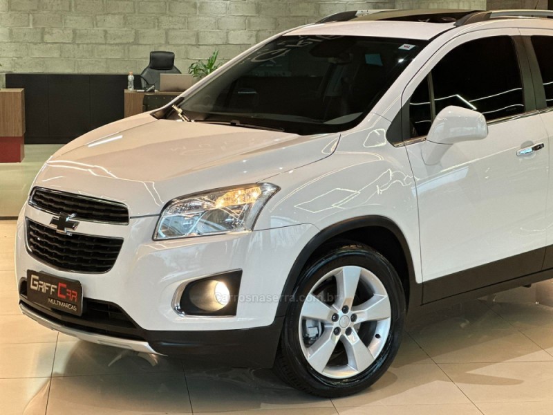 TRACKER 1.8 MPFI LTZ 4X2 16V FLEX 4P AUTOMÁTICO - 2014 - DOIS IRMãOS