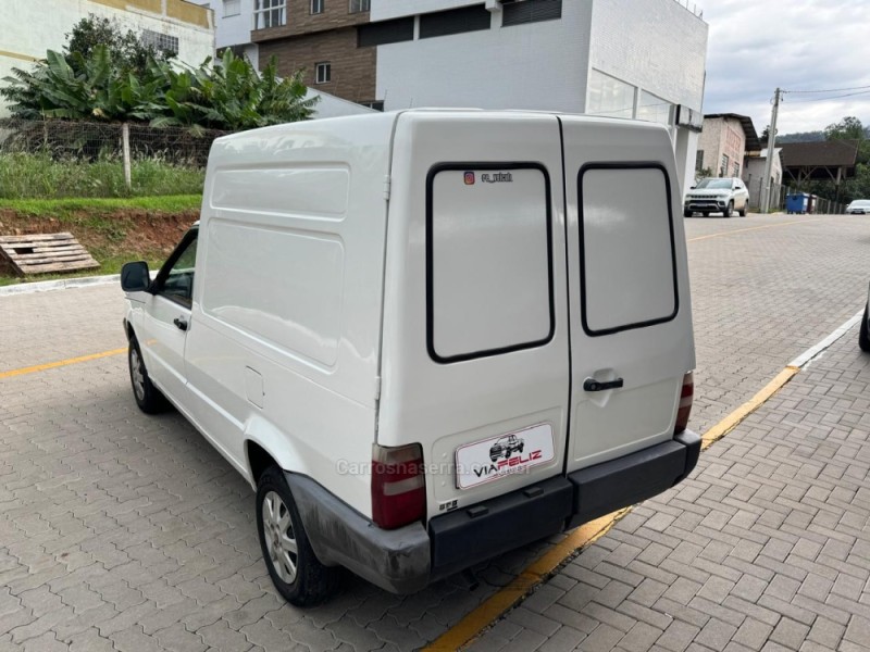 FIORINO 1.5 IE FURGÃO 8V GASOLINA 2P MANUAL - 2013 - FELIZ