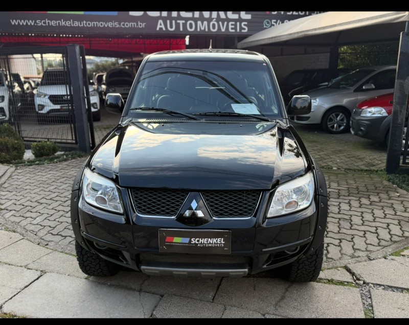 PAJERO TR4 2.0 4X2 16V 140CV FLEX 4P MANUAL - 2014 - NOVA PETRóPOLIS