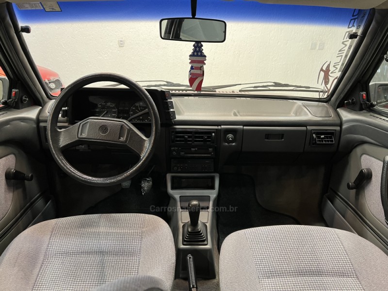 VOYAGE 1.8 GL 8V GASOLINA 2P MANUAL - 1990 - DOIS IRMãOS