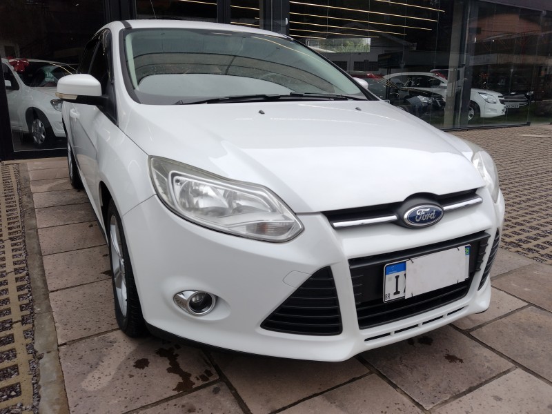 FOCUS 1.6 SE 16V FLEX 4P AUTOMÁTICO - 2015 - CAXIAS DO SUL