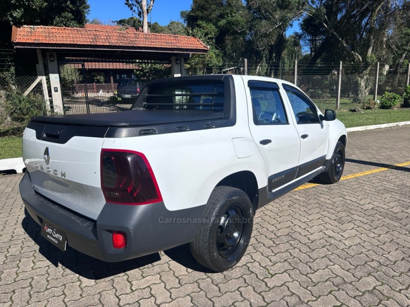 OROCH 1.6 16V EXPRESS FLEX 4P MANUAL - 2019 - CANELA