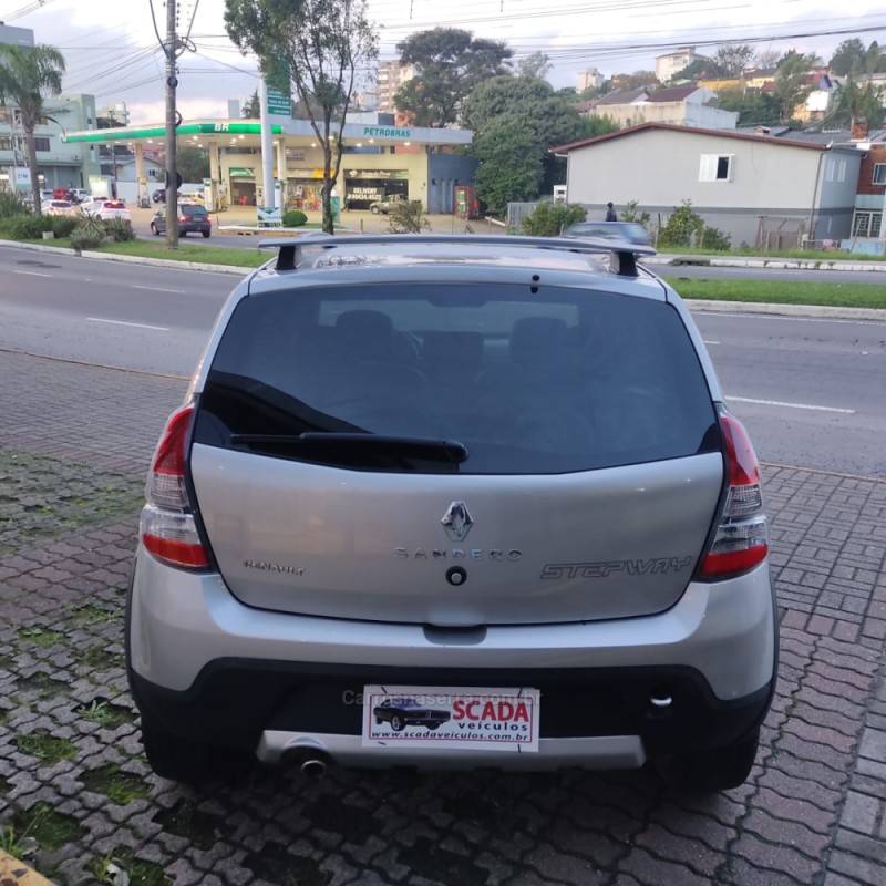 SANDERO 1.6 STEPWAY 16V FLEX 4P AUTOMÁTICO - 2012 - CAXIAS DO SUL