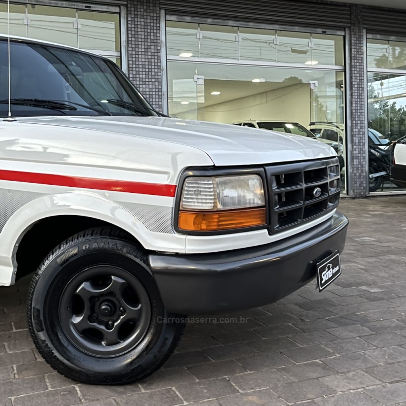 F-1000 4.3 XLT 4X2 CS TURBO DIESEL 2P MANUAL - 1998 - VACARIA