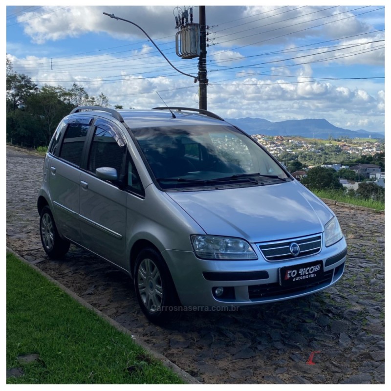 IDEA 1.8 MPI HLX 8V FLEX 4P MANUAL - 2006 - CAMPO BOM