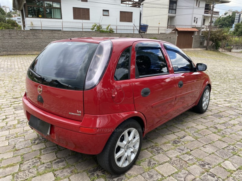 CORSA 1.4 MPFI MAXX 8V FLEX 4P MANUAL - 2011 - CAXIAS DO SUL