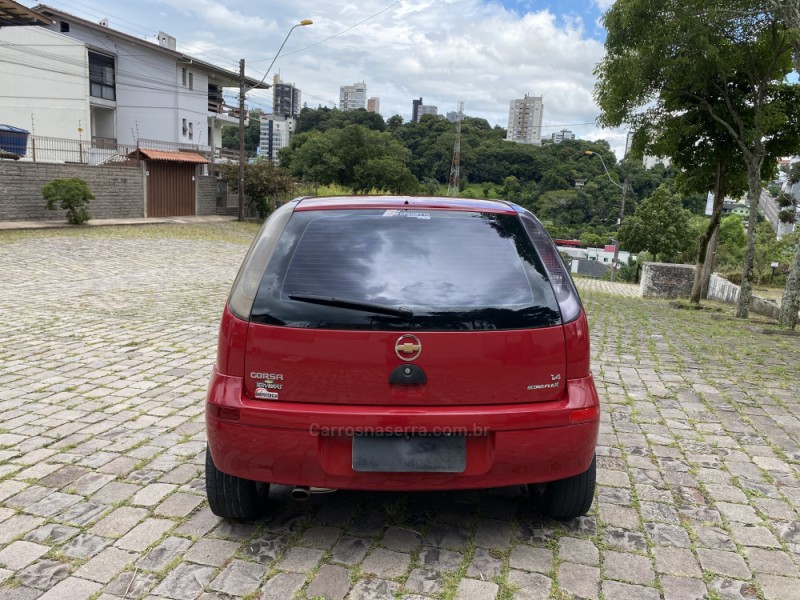 CORSA 1.4 MPFI MAXX 8V FLEX 4P MANUAL - 2011 - CAXIAS DO SUL