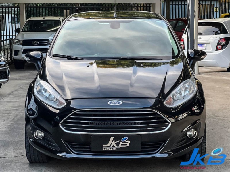 FIESTA 1.6 TITANIUM HATCH 16V FLEX 4P AUTOMÁTICO - 2017 - NOVO HAMBURGO