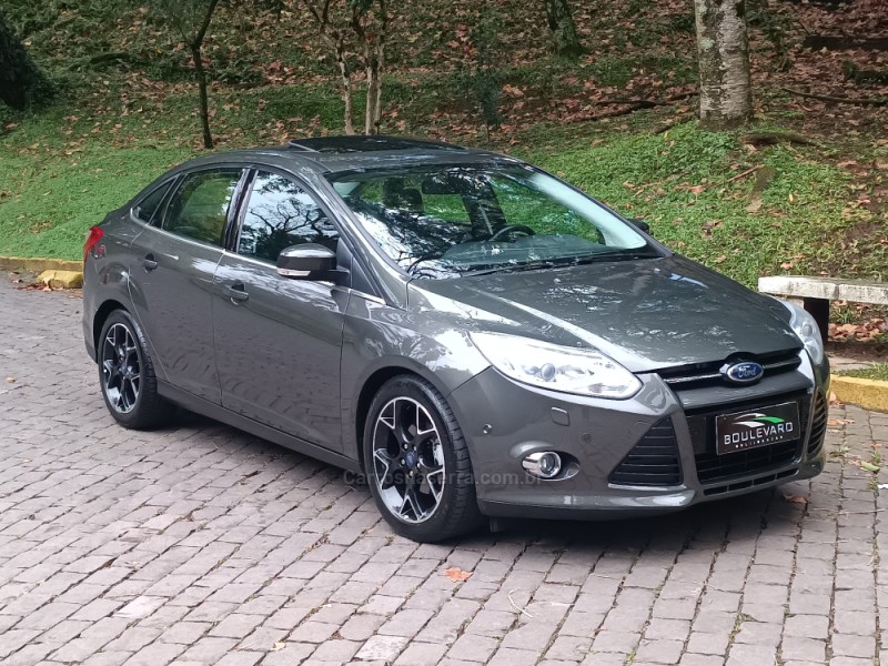 focus 2.0 titanium plus sedan 16v flex 4p automatico 2015 caxias do sul