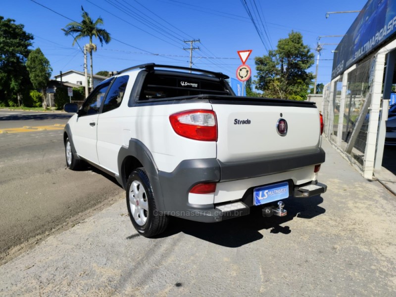 STRADA 1.6 MPI TREKKING CD 16V FLEX 3P MANUAL - 2014 - VENâNCIO AIRES