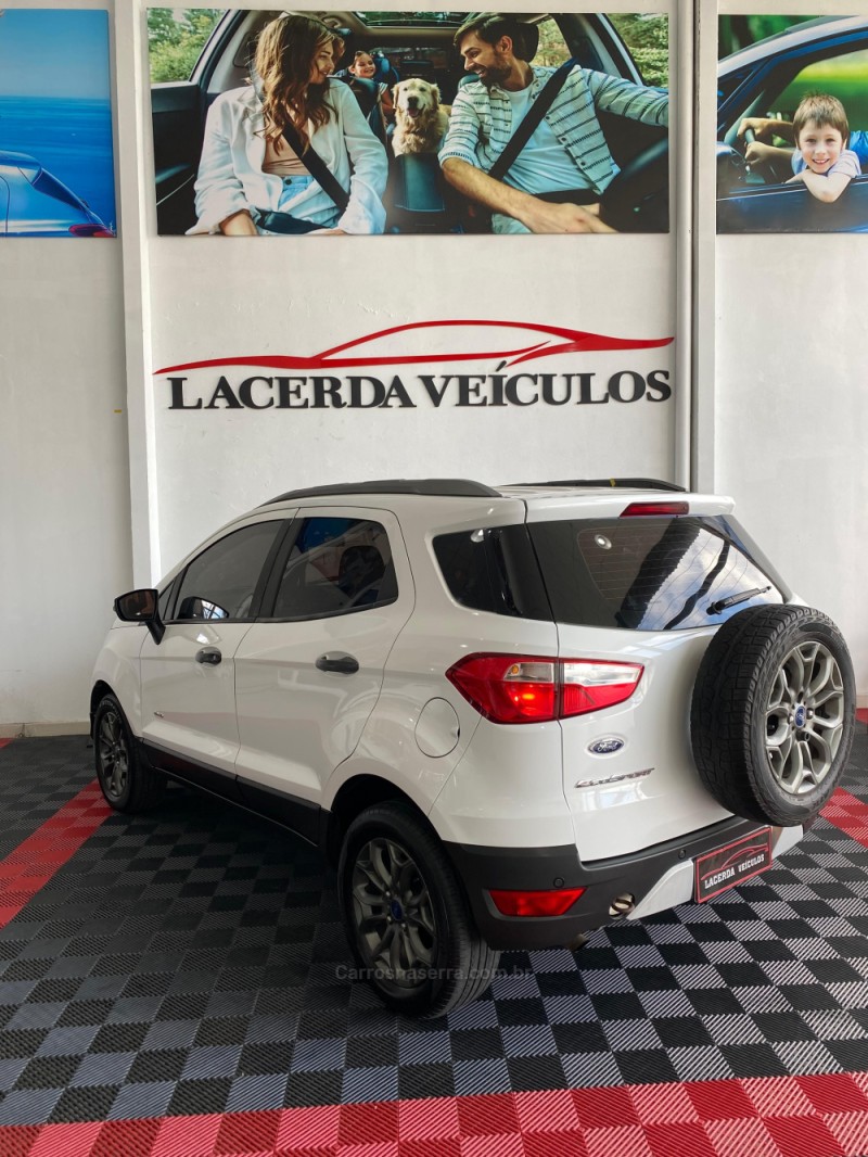 ECOSPORT 2.0 XLT 16V FLEX 4P MANUAL - 2014 - TAQUARA