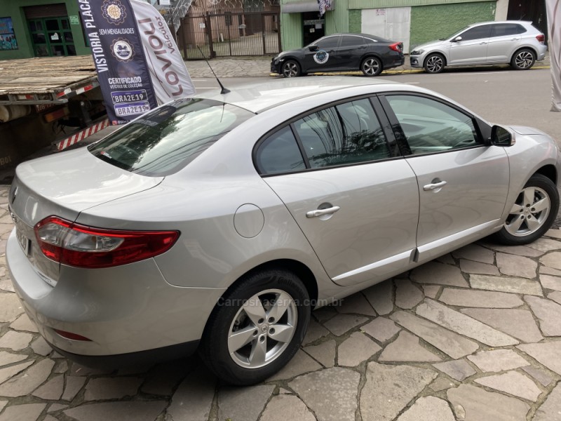 FLUENCE 2.0 DYNAMIQUE PLUS 16V FLEX 4P AUTOMÁTICO - 2013 - CAXIAS DO SUL