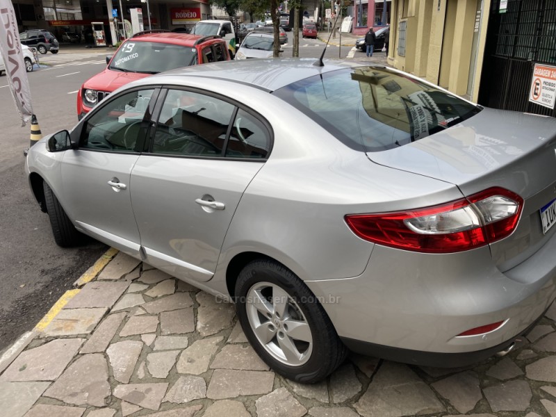 FLUENCE 2.0 DYNAMIQUE PLUS 16V FLEX 4P AUTOMÁTICO - 2013 - CAXIAS DO SUL