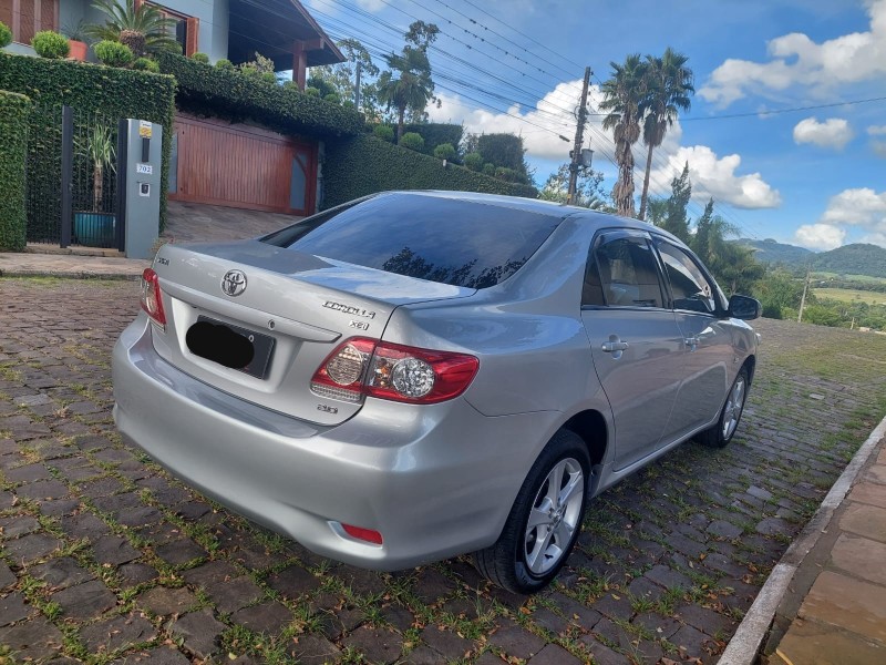 COROLLA 2.0 XEI 16V FLEX 4P AUTOMÁTICO - 2014 - LAJEADO