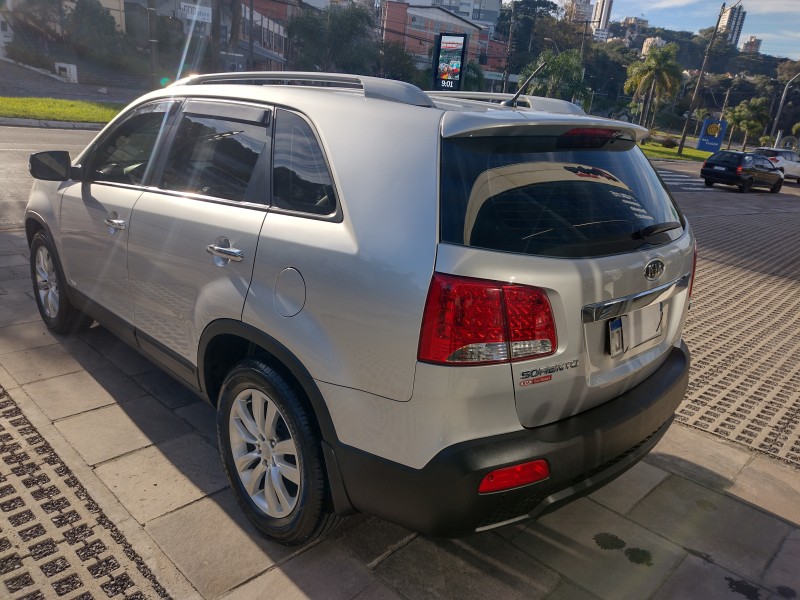 SORENTO 3.5 4X4 V6 24V GASOLINA 4P AUTOMÁTICO - 2012 - CAXIAS DO SUL