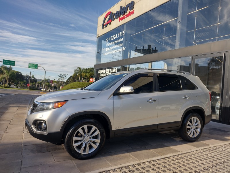 SORENTO 3.5 4X4 V6 24V GASOLINA 4P AUTOMÁTICO - 2012 - CAXIAS DO SUL