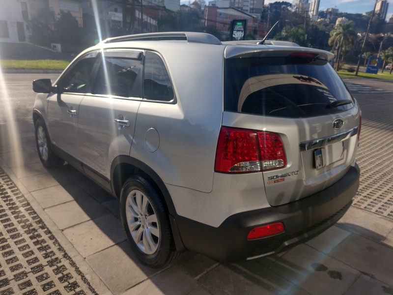 SORENTO 3.5 4X4 V6 24V GASOLINA 4P AUTOMÁTICO - 2012 - CAXIAS DO SUL