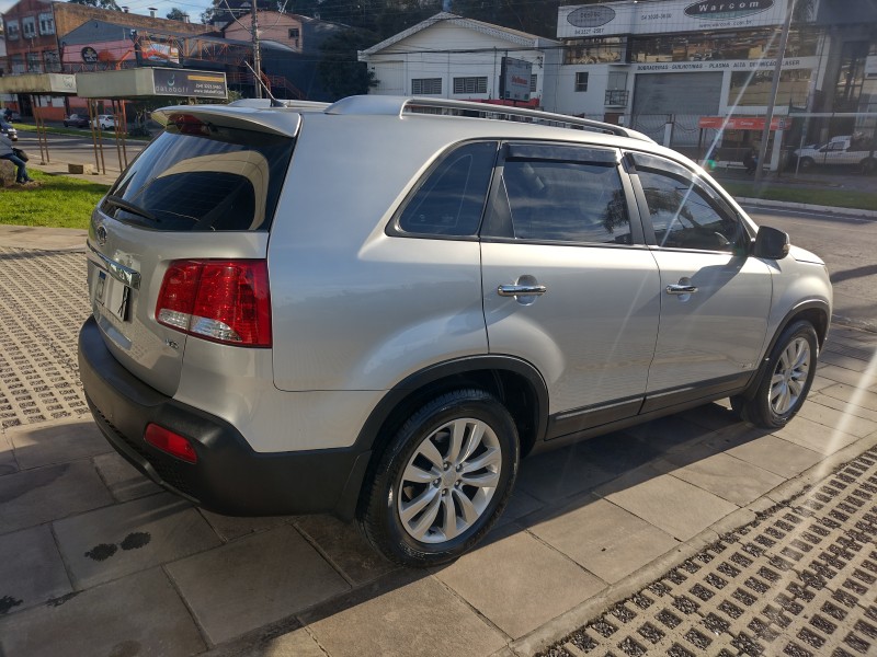 SORENTO 3.5 4X4 V6 24V GASOLINA 4P AUTOMÁTICO - 2012 - CAXIAS DO SUL