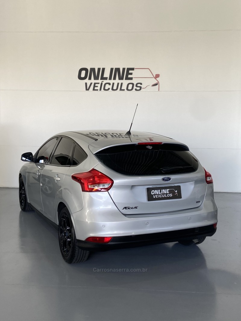 FOCUS 2.0 SE PLUS 16V FLEX 4P AUTOMÁTICO - 2016 - FARROUPILHA