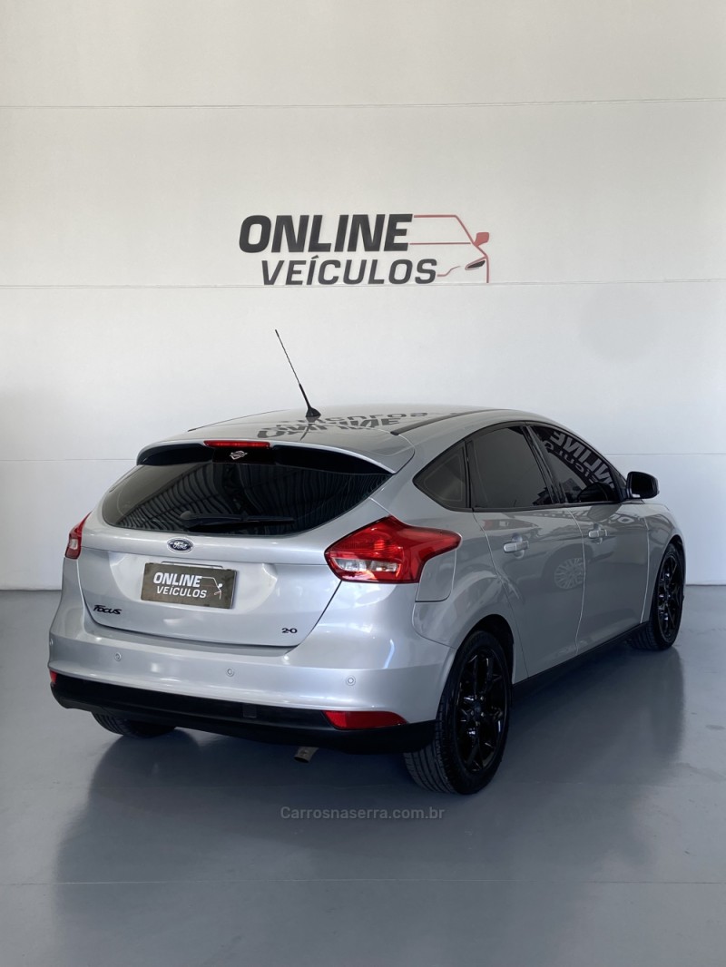 FOCUS 2.0 SE PLUS 16V FLEX 4P AUTOMÁTICO - 2016 - FARROUPILHA