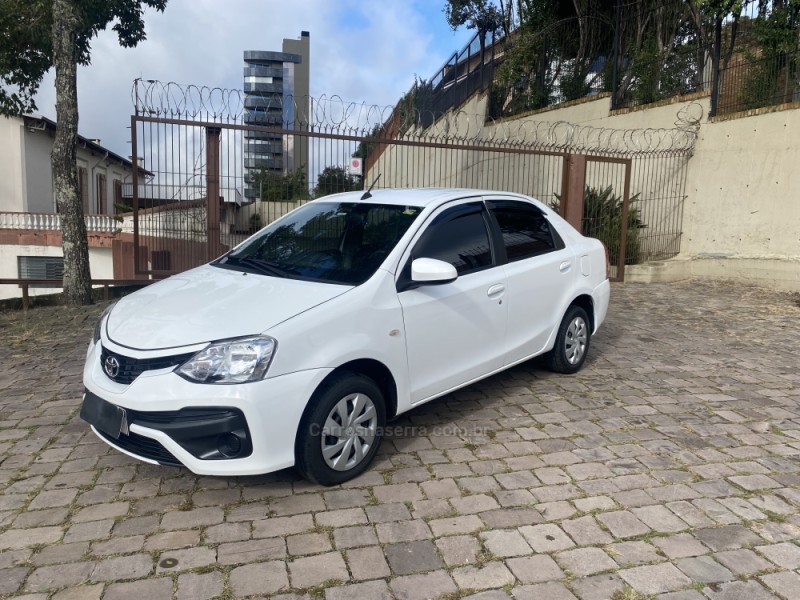 etios 1.5 x sedan 16v flex 4p manual 2018 caxias do sul