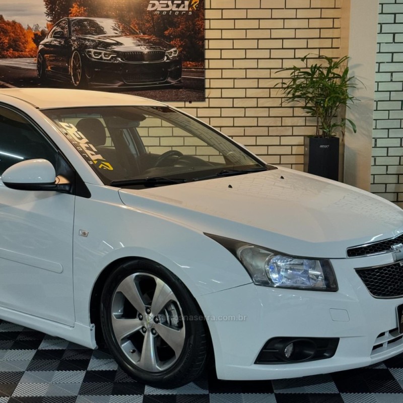 CRUZE 1.8 LT SPORT6 16V FLEX 4P MANUAL - 2013 - NOVO HAMBURGO