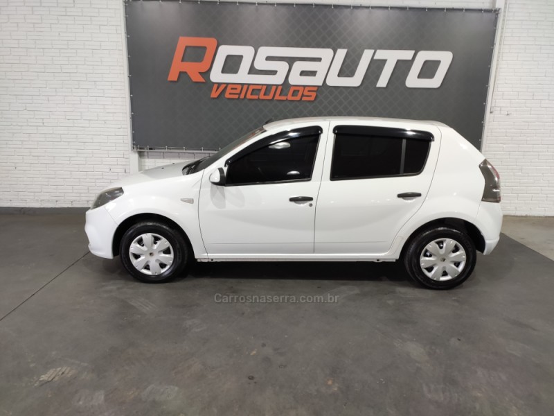 SANDERO 1.0 EXPRESSION 12V FLEX 4P MANUAL - 2014 - VENâNCIO AIRES