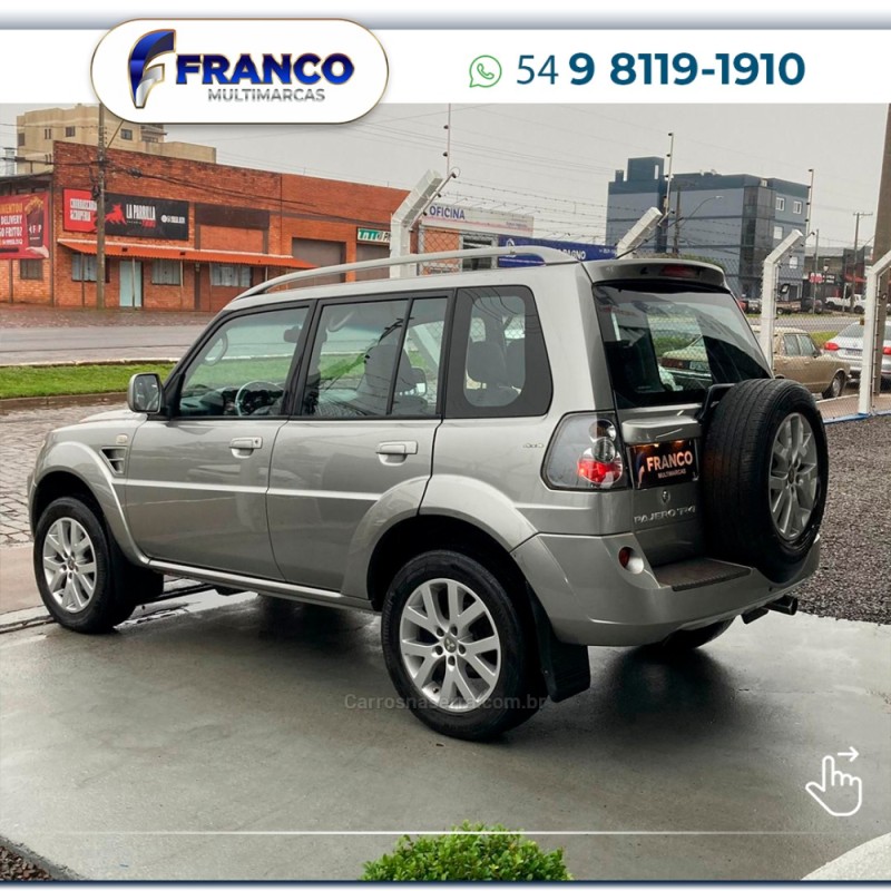 PAJERO TR4 2.0 4X4 16V 140CV FLEX 4P AUTOMÁTICO - 2012 - VACARIA