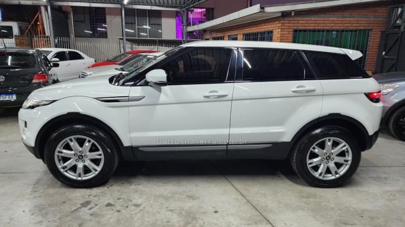 RANGE ROVER EVOQUE 2.0 PURE 4WD 16V GASOLINA 4P AUTOMÁTICO - 2013 - CAXIAS DO SUL