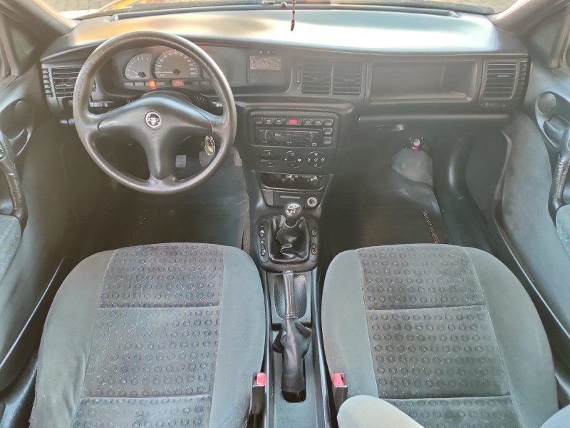 VECTRA 2.2 MPFI GLS 8V GASOLINA 4P MANUAL - 1999 - CAXIAS DO SUL