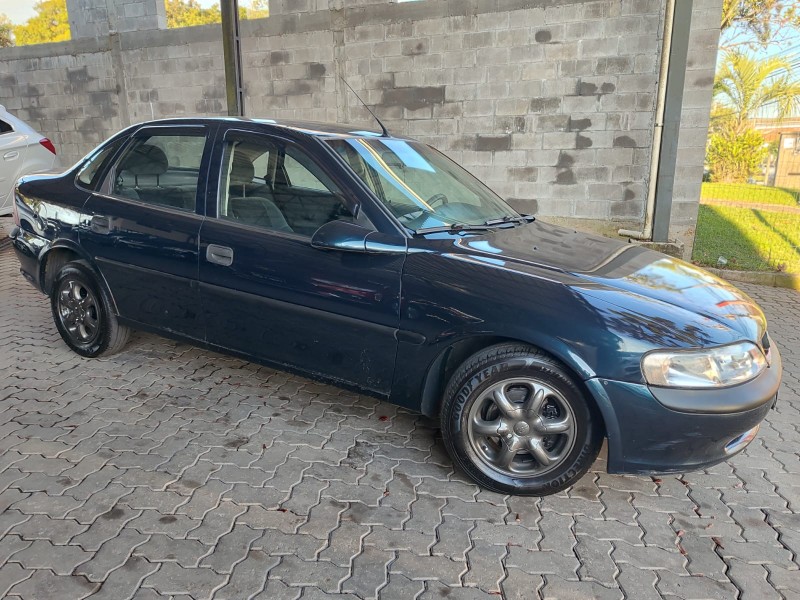 VECTRA 2.2 MPFI GLS 8V GASOLINA 4P MANUAL - 1999 - CAXIAS DO SUL