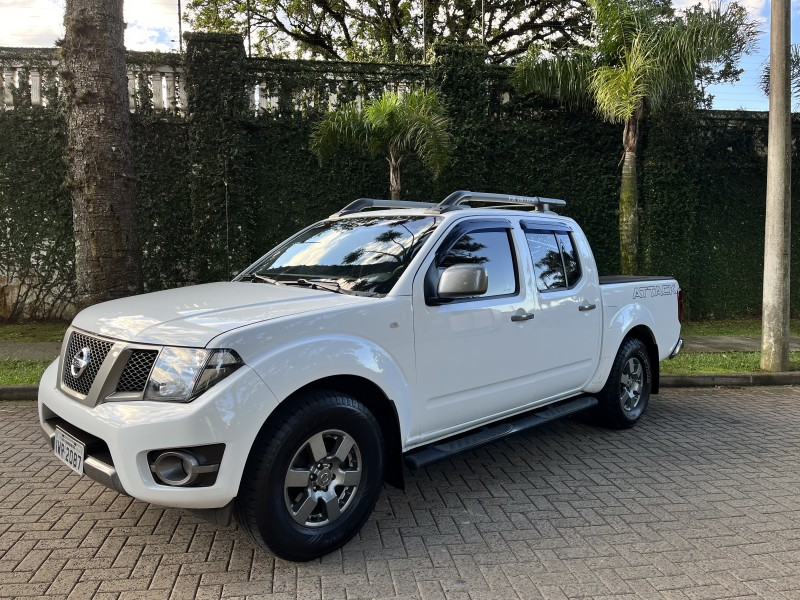 FRONTIER 2.5 SV ATTACK 4X2 CD TURBO ELETRONIC DIESEL 4P MANUAL - 2014 - CAXIAS DO SUL